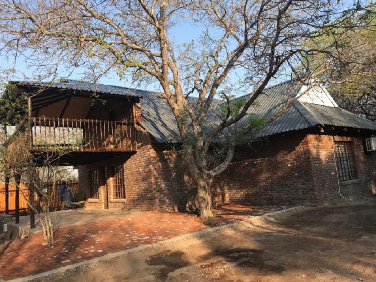 Kruger Wild Dog Inn Marloth Park Luaran gambar
