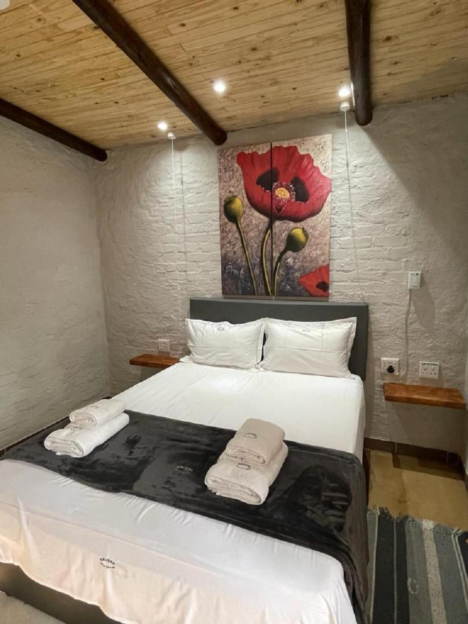 Kruger Wild Dog Inn Marloth Park Luaran gambar